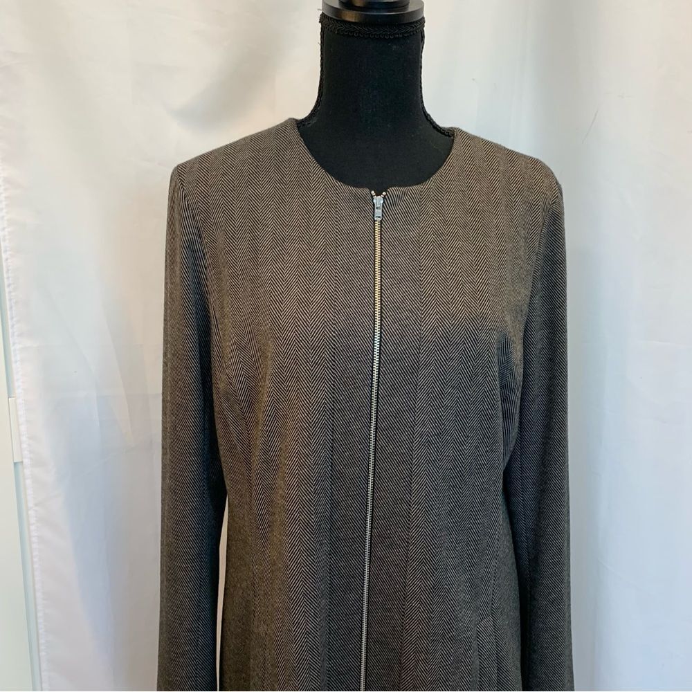 TOBIAS black herringbone long sleeve blazer coat zipper front Sz 10 NWOT - Picture 3 of 12